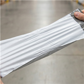 您的快遞袋選對了嗎？電商發(fā)貨避坑指南：防爆、隱私與成本的平衡術(shù)